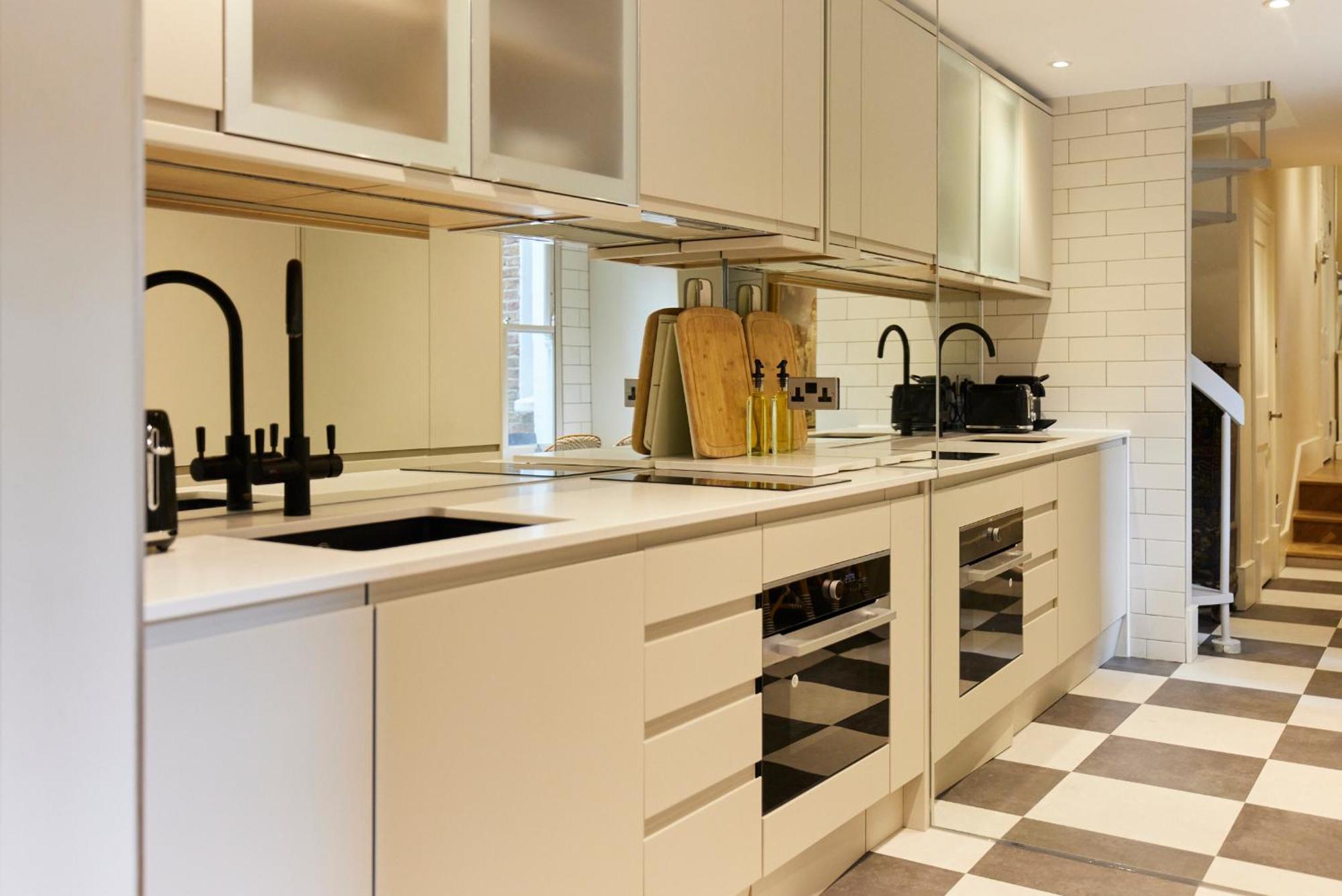 The Designers Suite Kensington - Stylish 1Bdr Flat London Bagian luar foto